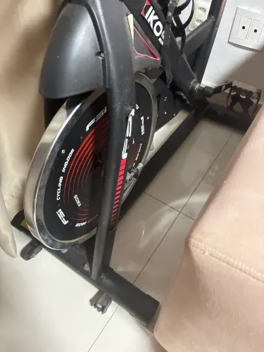 BICICLETA SPINNING KIKOS F5 | EXERCÍCIO EM CASA