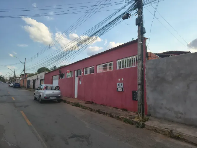 Casa 3 qtos suíte Planaltina DF Arapoangas