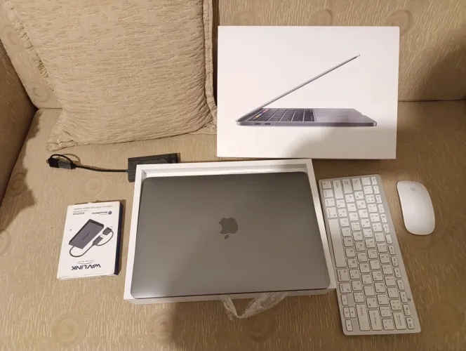 MacBook pro 2019 touchbar