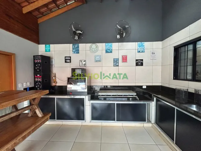 Casa à Venda no Parque Hortência I | 300 m² de Terreno - Maringá/PR