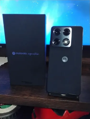 Motorola signature 512gb