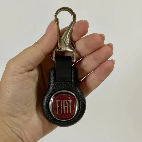 Chaveiro Automotivo Mosquetão Ruby Emborrachado Premium Fiat Vermelho
