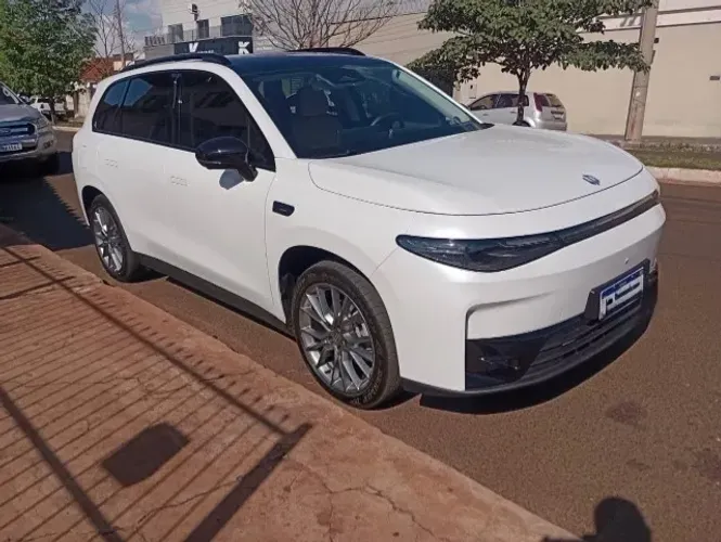 Leapmotor C10 REEV (Híbrido) 2026