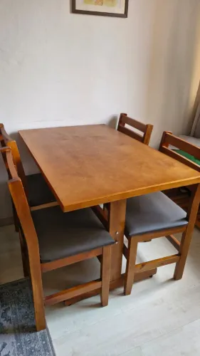 Mesa de jantar - conjunto 110x70 Mesa com 4 Cadeiras Estofadas