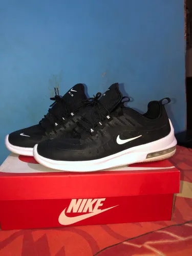 Air Max Axis original Nike