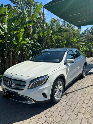 Mercedes-Benz GLA 200 Adv. 1.6/1.6 TB 16V Flex Aut. 2015