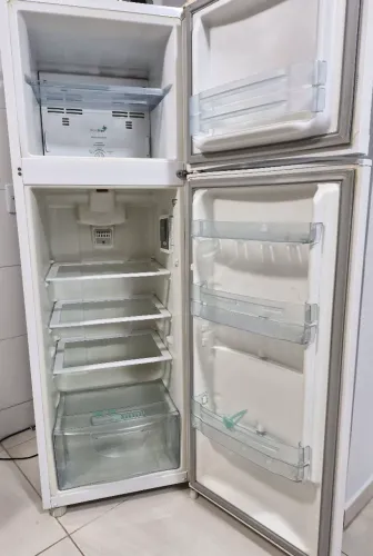 Geladeira consul fost free