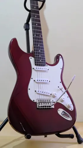 Guitarra Shelter California Stratocaster com Alavanca