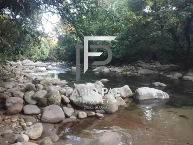 Sítio para Venda em Cachoeiras de Macacu, Papucaia, 3 dormitórios, 2 suítes, 3 banheiros, 