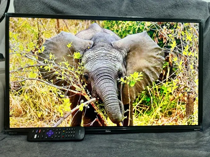 TV SMART PHILCO ROKU 32