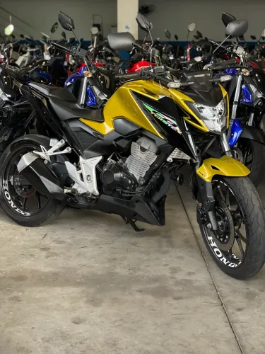 Honda CB Twister 300cc 2024 (LEIA O ANÚNCIO)