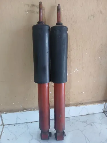 Vendo par de amortecedor cofap dianteiro fusca semi novo