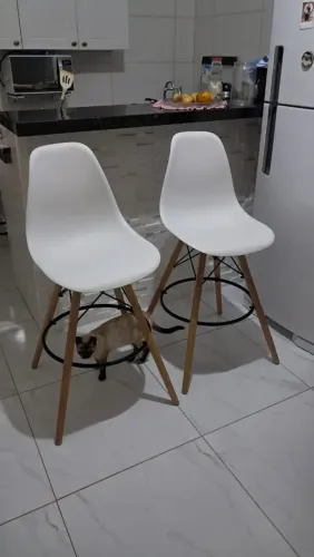 Banquetas brancas