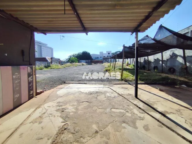 Terreno para alugar, 792 m² por R$ 3.500/mês - Jardim Estoril - Bauru/SP