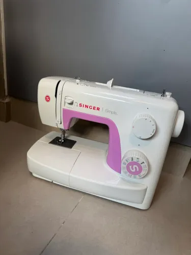 Maquina de costura Singer 