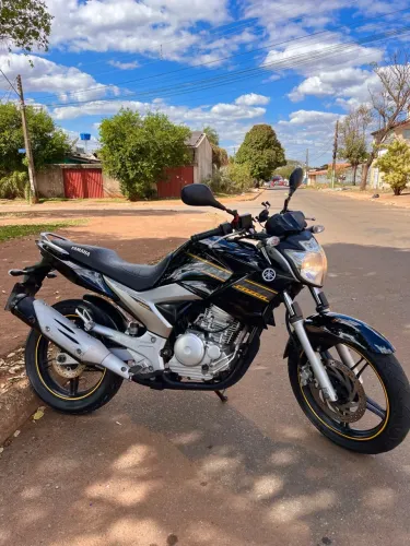 Yamaha Fazer 250 em dias recibo em branco (Aceito trocas)