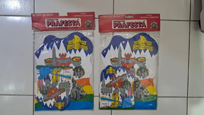 2 pacotes de enfeites de festa Power Rangers anos 90