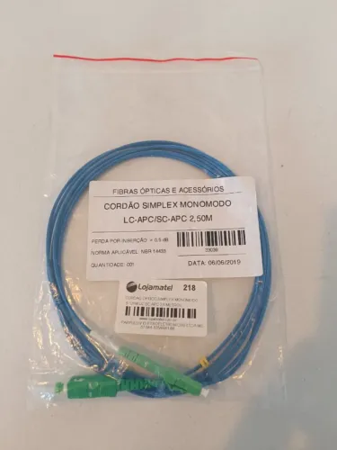 Cabo De Fibra Óptica LC-APC Para SC-APC 2.5 Metros Lojamatel