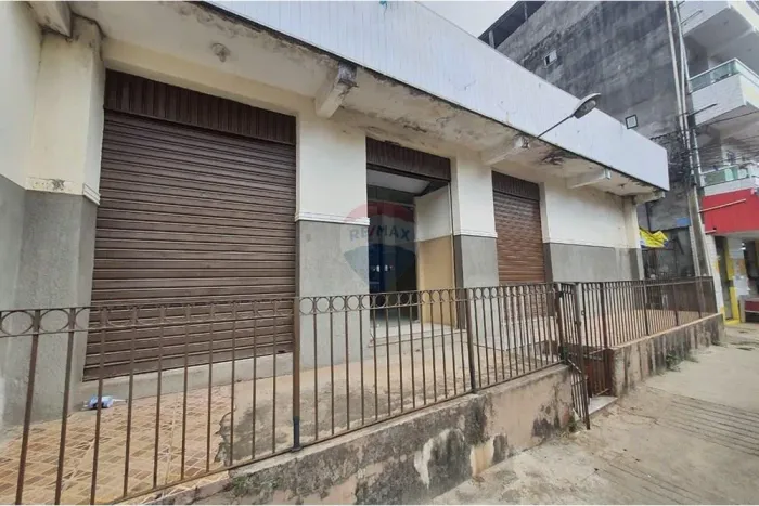 "Oportunidade Imperdível: Ponto Comercial em Salvador"