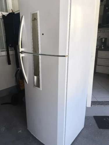 Geladeira Continental 467L