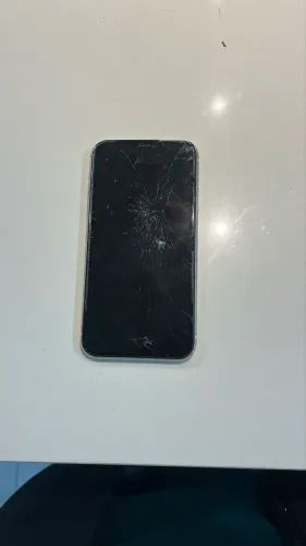 Iphone 11 retirada de peças