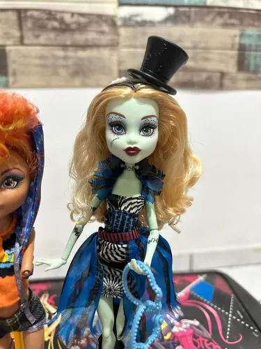 boneca monster high frankie stein freak du chic
