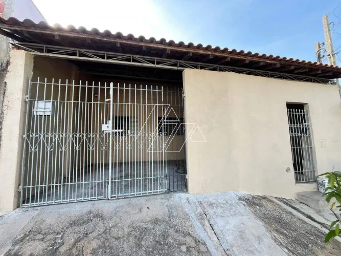 Ótimo imóvel com sala, cozinha, copa, 3 dormitórios, 1 wc social, área de serviço, 2vagas