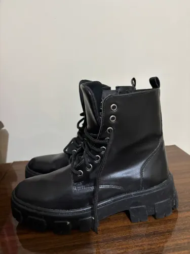 Coturno preto