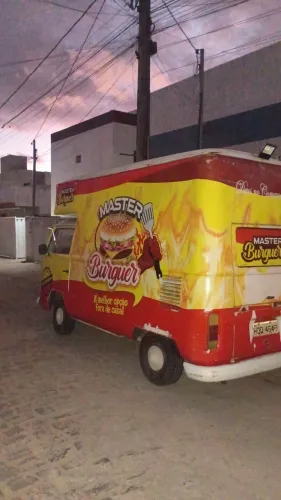 Vendo combi lanchonete 
