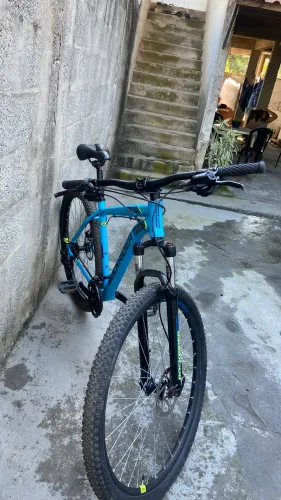 Vendo bicicleta sene nova 