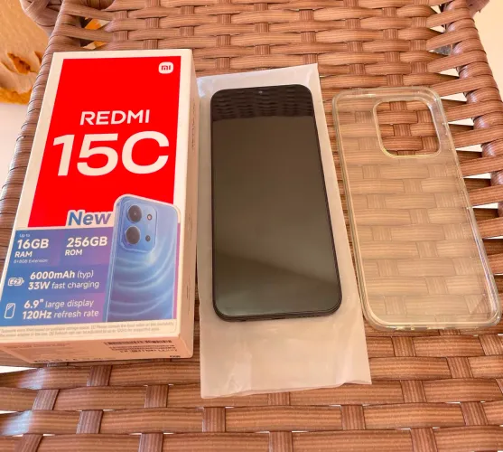 Redmi 15C 8/256gb Semi novo