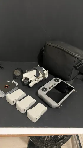 Drone DJI Mini 4 Pro Fly More Combo (DJI RC 2)