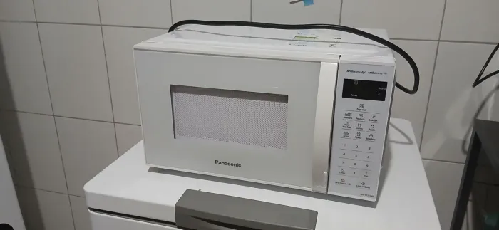 Micro-ondas Panasonic 25L Seminovo - Funcionando Perfeitamente
