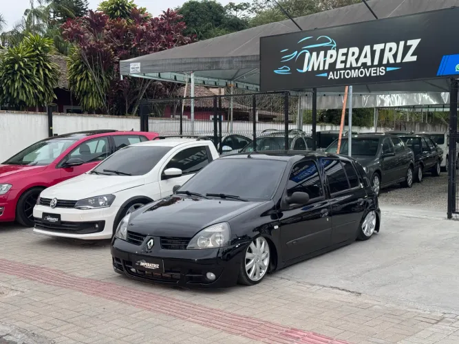 Renault Clio Hi-flex 1.0 16V 5P 2011