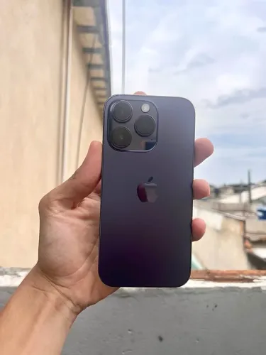 iPhone 14 Pro - Roxo