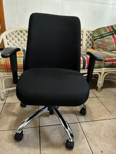 Cadeira escritora giratória