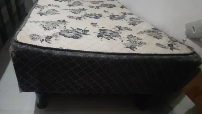 Cama de solteiro