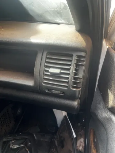 Difusor ar Vectra lado passageiro 