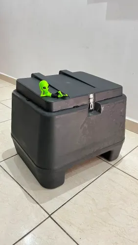 Baú 80l