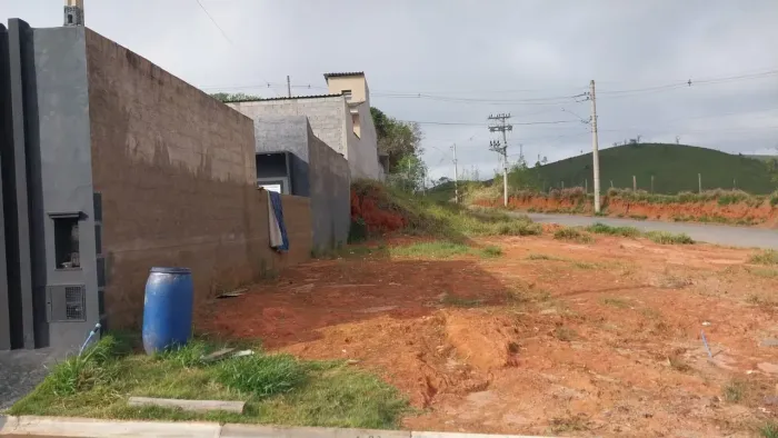 Lote 140 m² , Parcelado no Jardim Helena - Piracaia