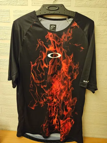 Camisa oakley flame