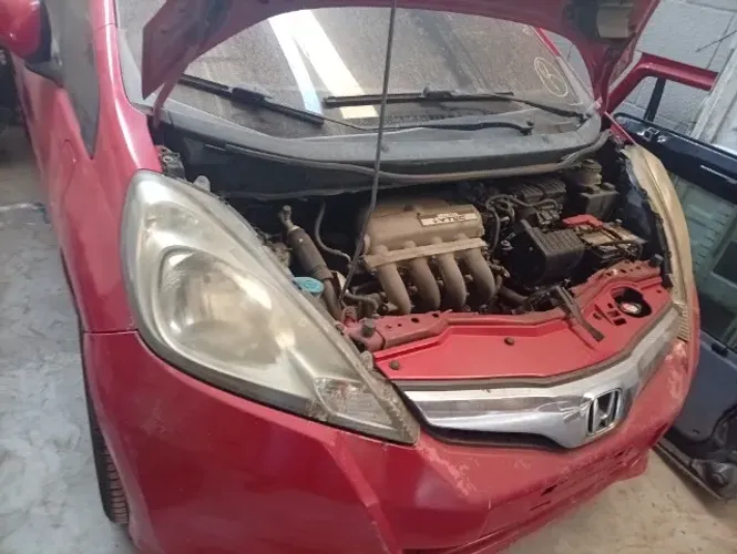 Honda fit sucata 2013 5.000.00