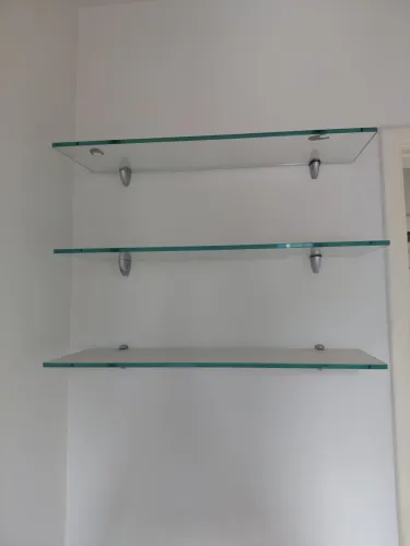Prateleiras de vidro