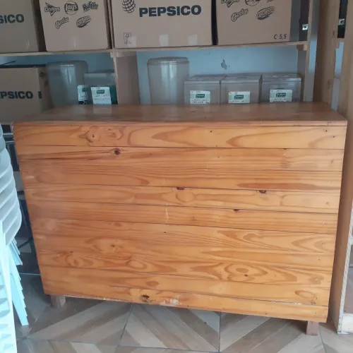 Loja desmontada produtos naturais