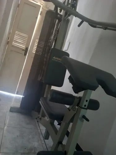 Máquina de treinamento athletic advanced