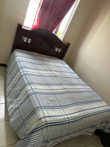 Cama de Madeira
