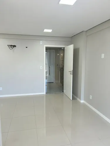 Alugo Sala Comercial Edificío Michangelo