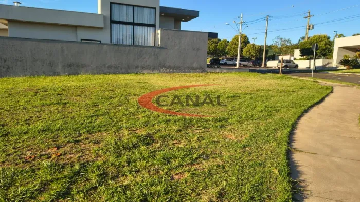 Terreno para venda com 497,05 m² em Condominio Tamboré, Bauru - SP