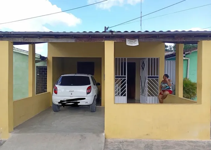 Casa no goiabal