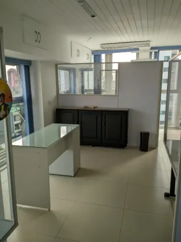 ED. GENERALISSIMO DEODORO, SALA COMERCIAL 55M², NAZARÉ